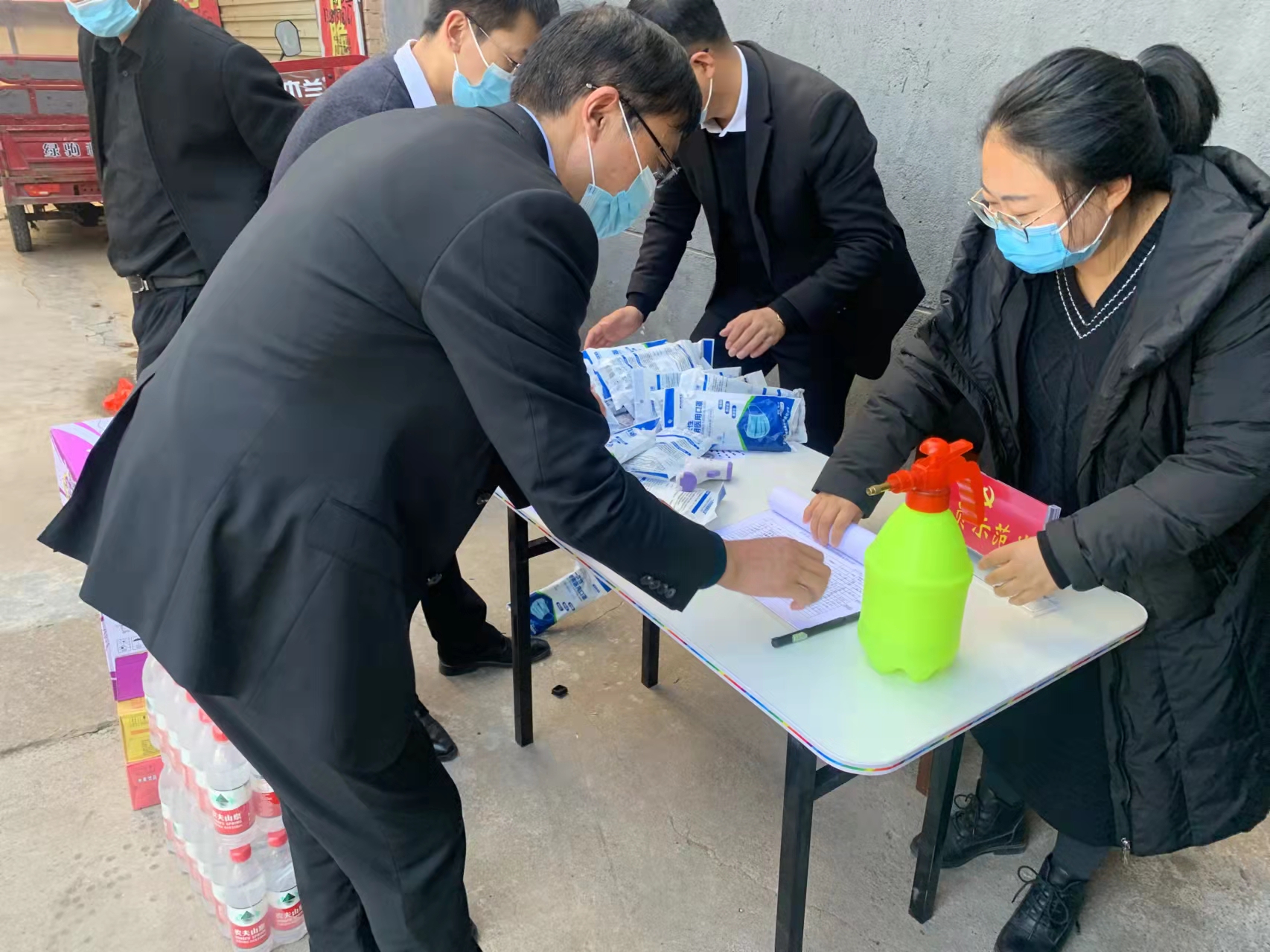“疫”线关怀！甘肃宗建监理公司慰问庄浪县检察院疫情防控工作人员