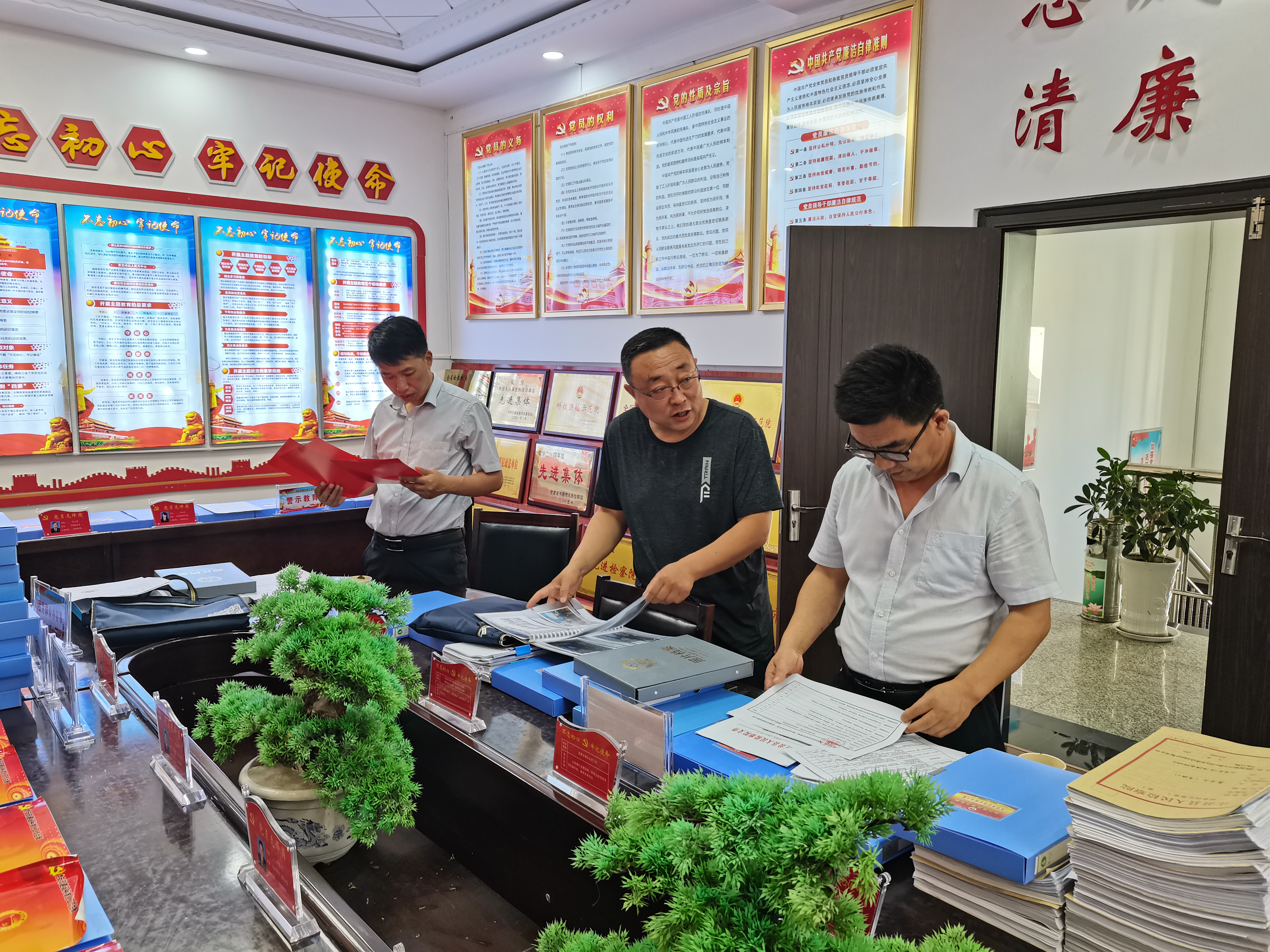 庄浪县纪委监委对庄浪县检察院教育整顿“回头看”工作开展专项督查