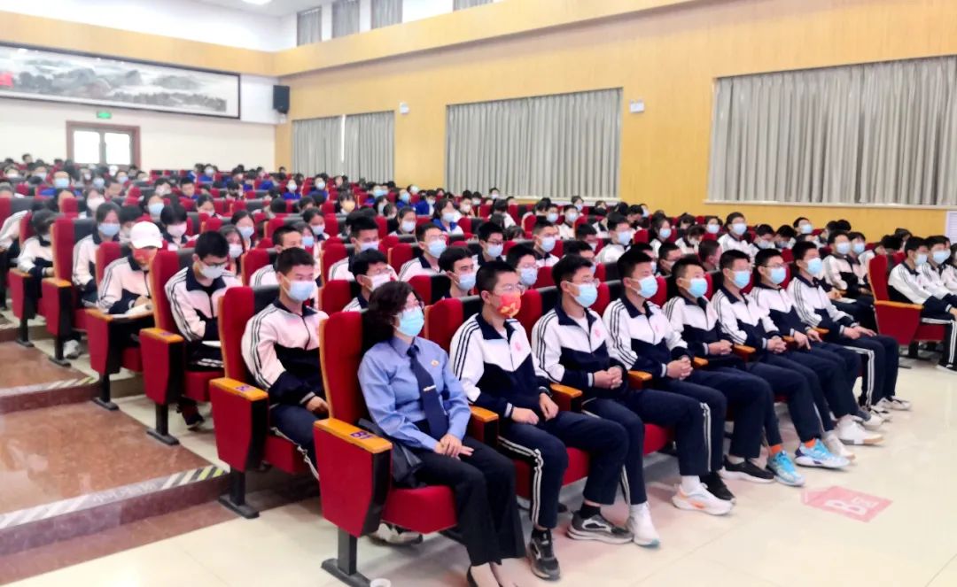 这抹检察蓝， 只“未”少年的你