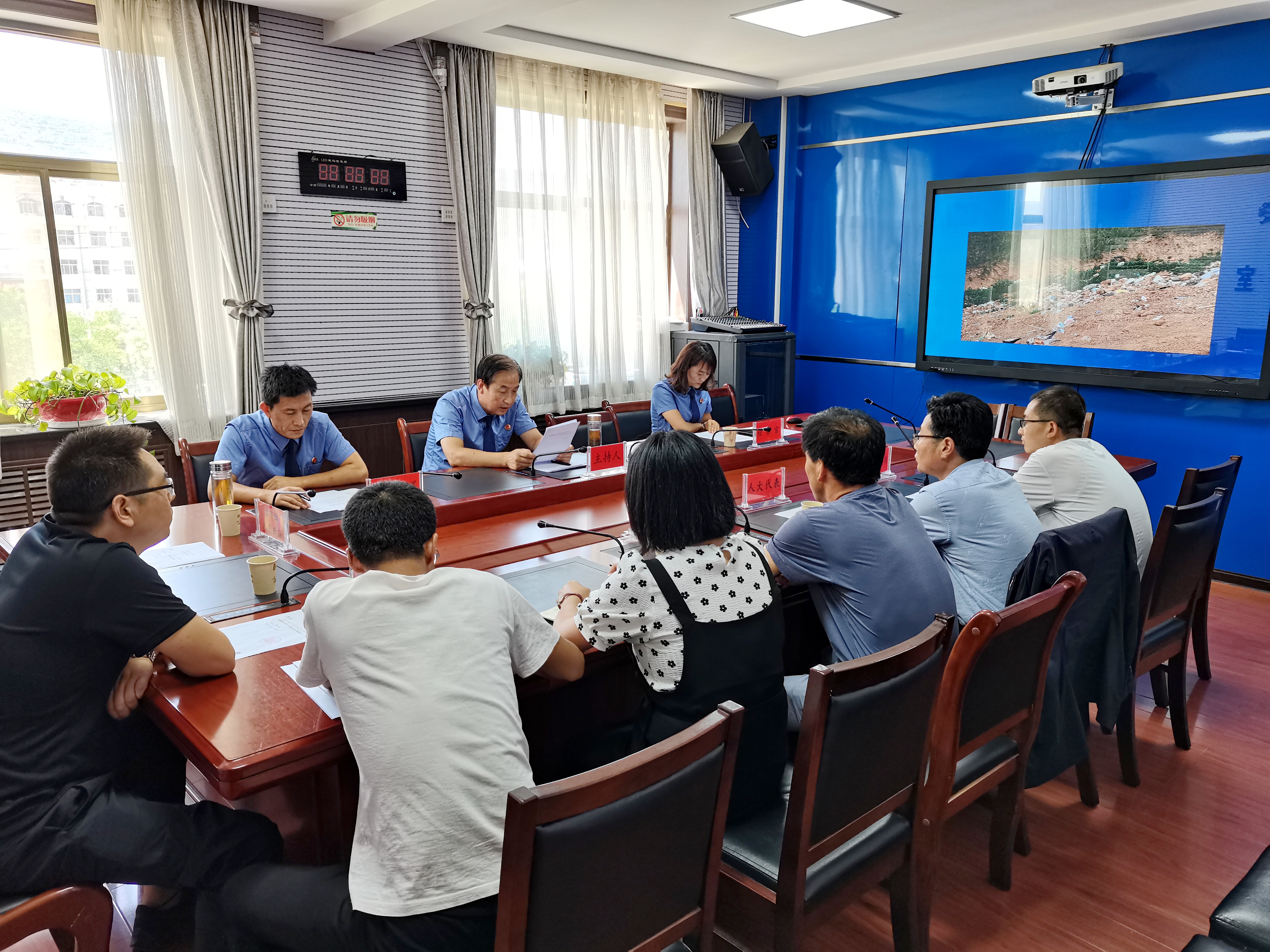 庄浪县检察院召开行政公益诉讼案件公开听证会